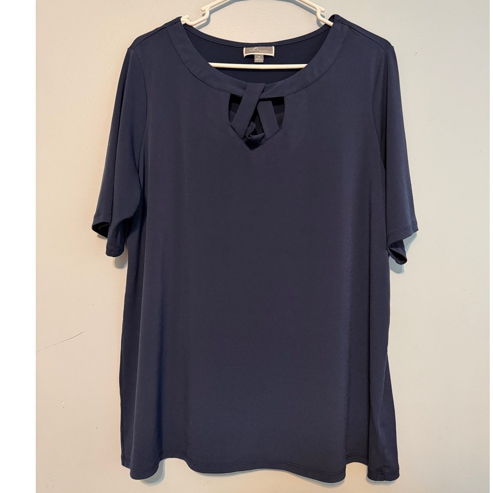 JM Collection Woman's 1X Navy Blue Criss Cross Keyhole Neck Short Sleeve 1860